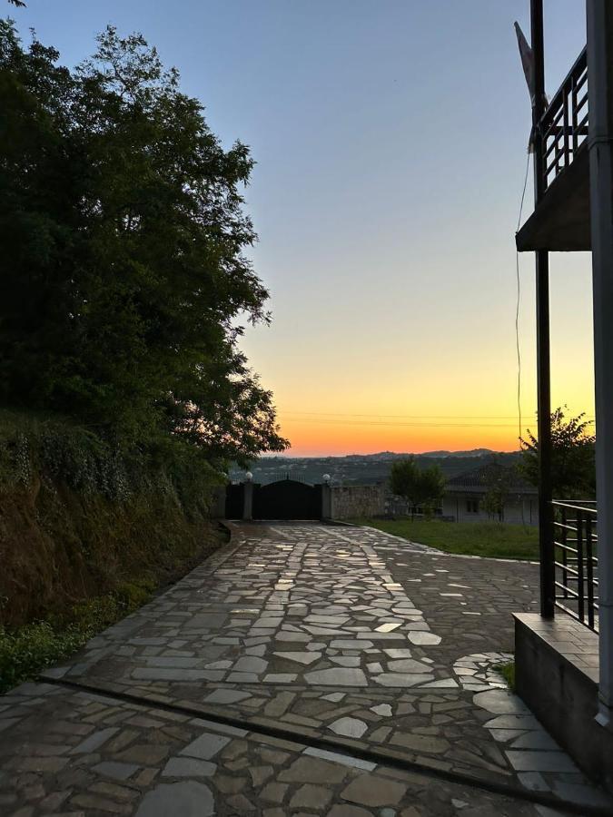 Guest House Godogani Esterno foto