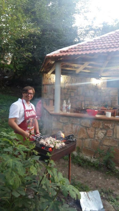 Guest House Godogani Esterno foto